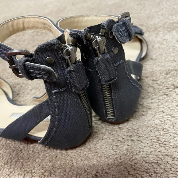 VERA WANG LAVENDER Leni Canvas Bow Flat Sandals 6M - Picture 13 of 16